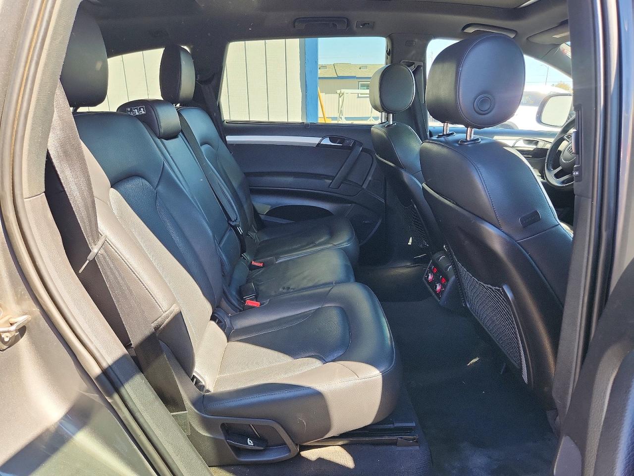 2014 Audi Q7 VIN WA1DGAFE8ED016740 photo 10