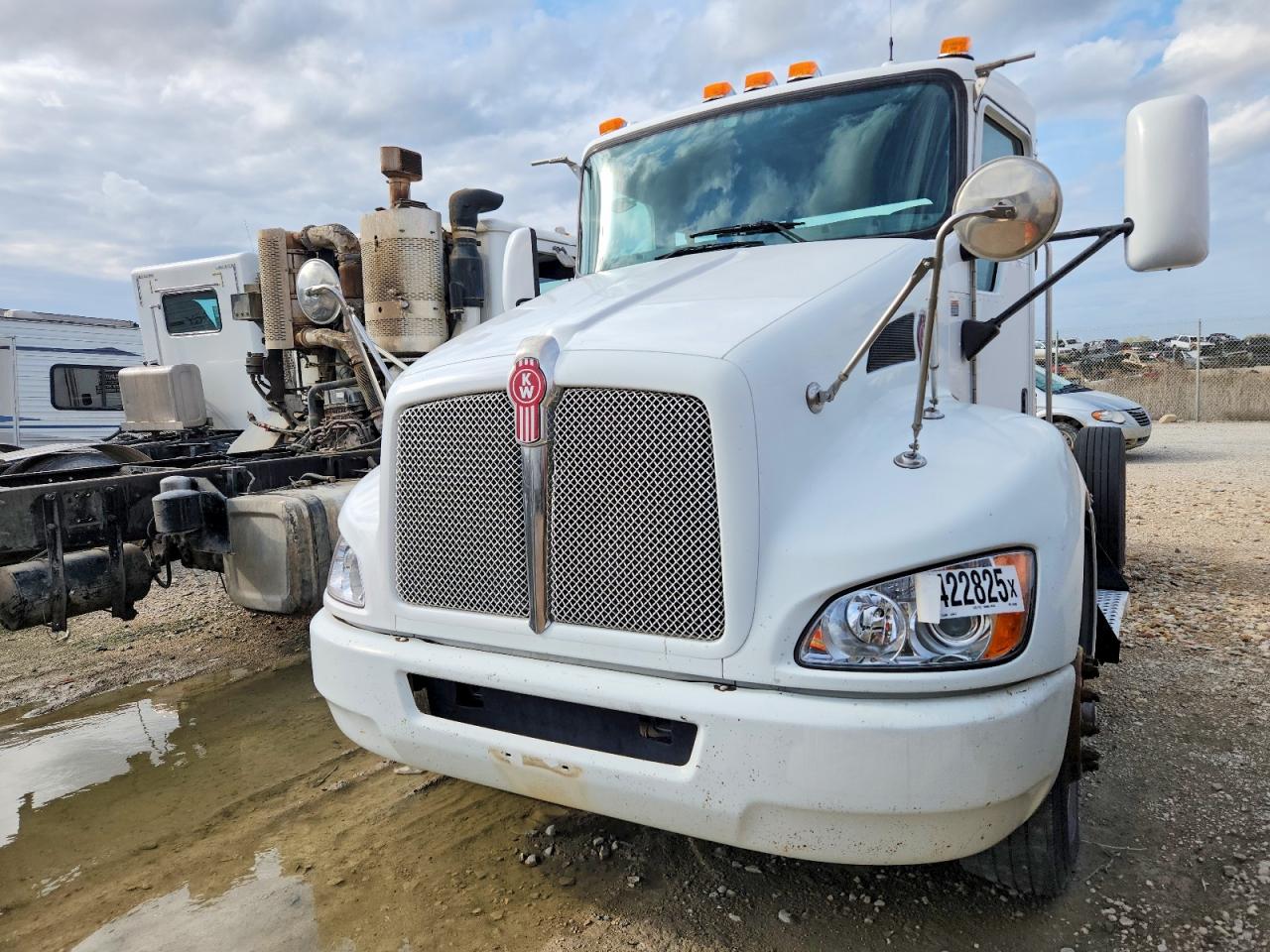 2016 KENWORTH All other VIN 2XKHAJ8X9GM497090 photo 2