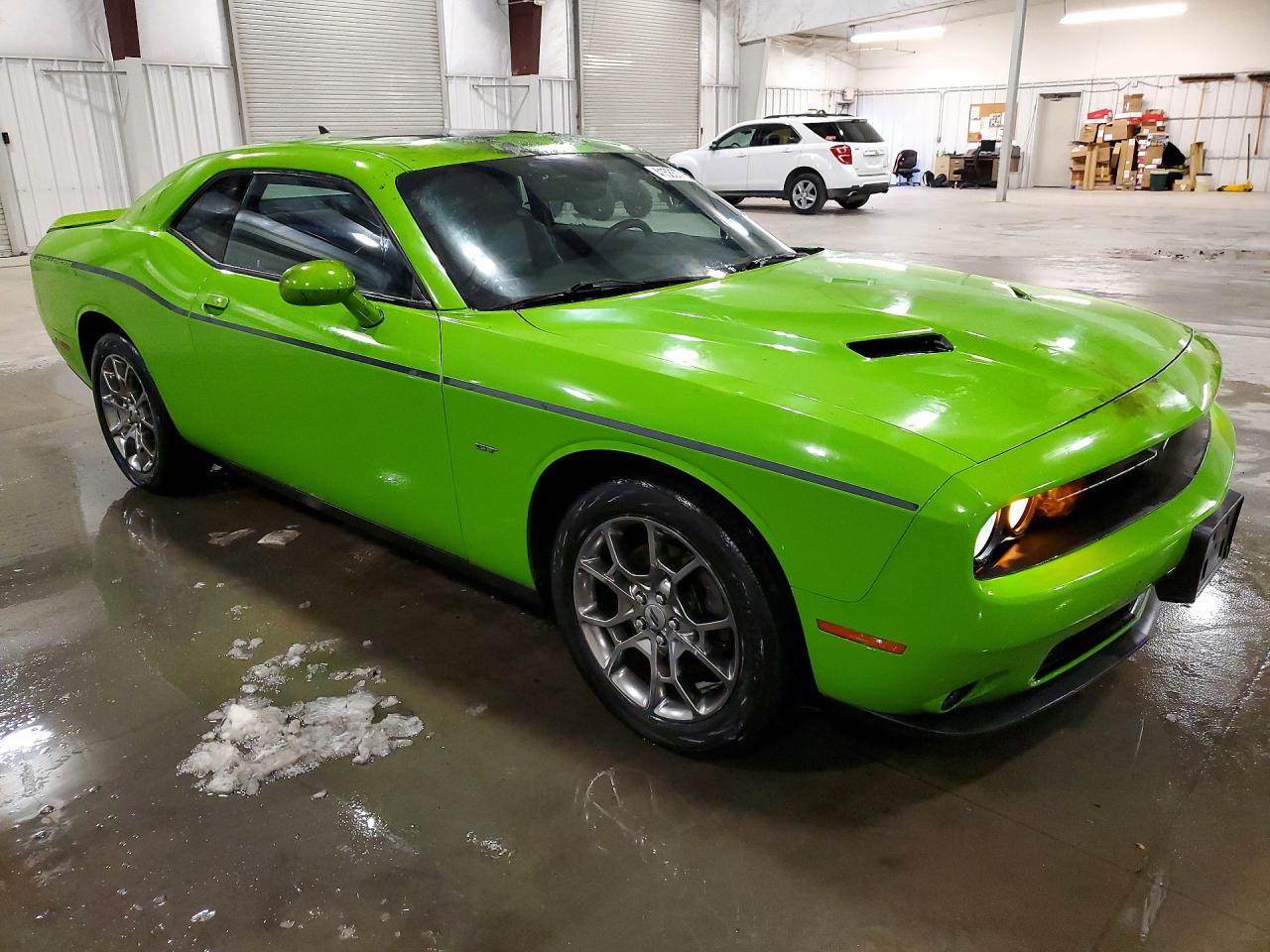 2017 Dodge Challenger VIN 2C3CDZGG7HH607193 photo 4