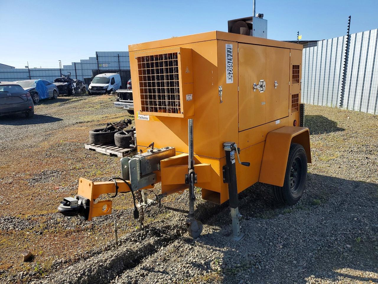 2010 PELSUE Utility tr VIN 1P9UM2511A1139218 photo 2