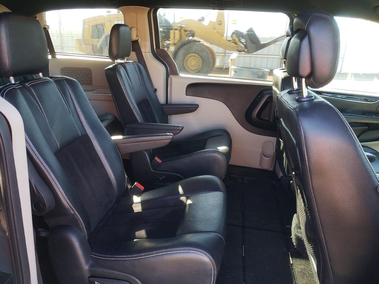 2017 Dodge Caravan VIN 2C4RDGCG2HR860979 photo 11