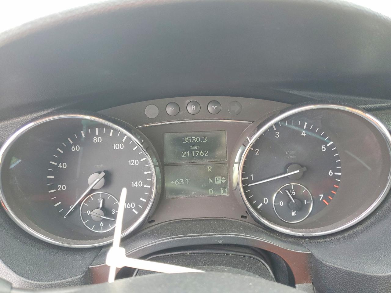 2007 Mercedes-Benz R-class VIN 4JGCB65E77A038503 photo 9