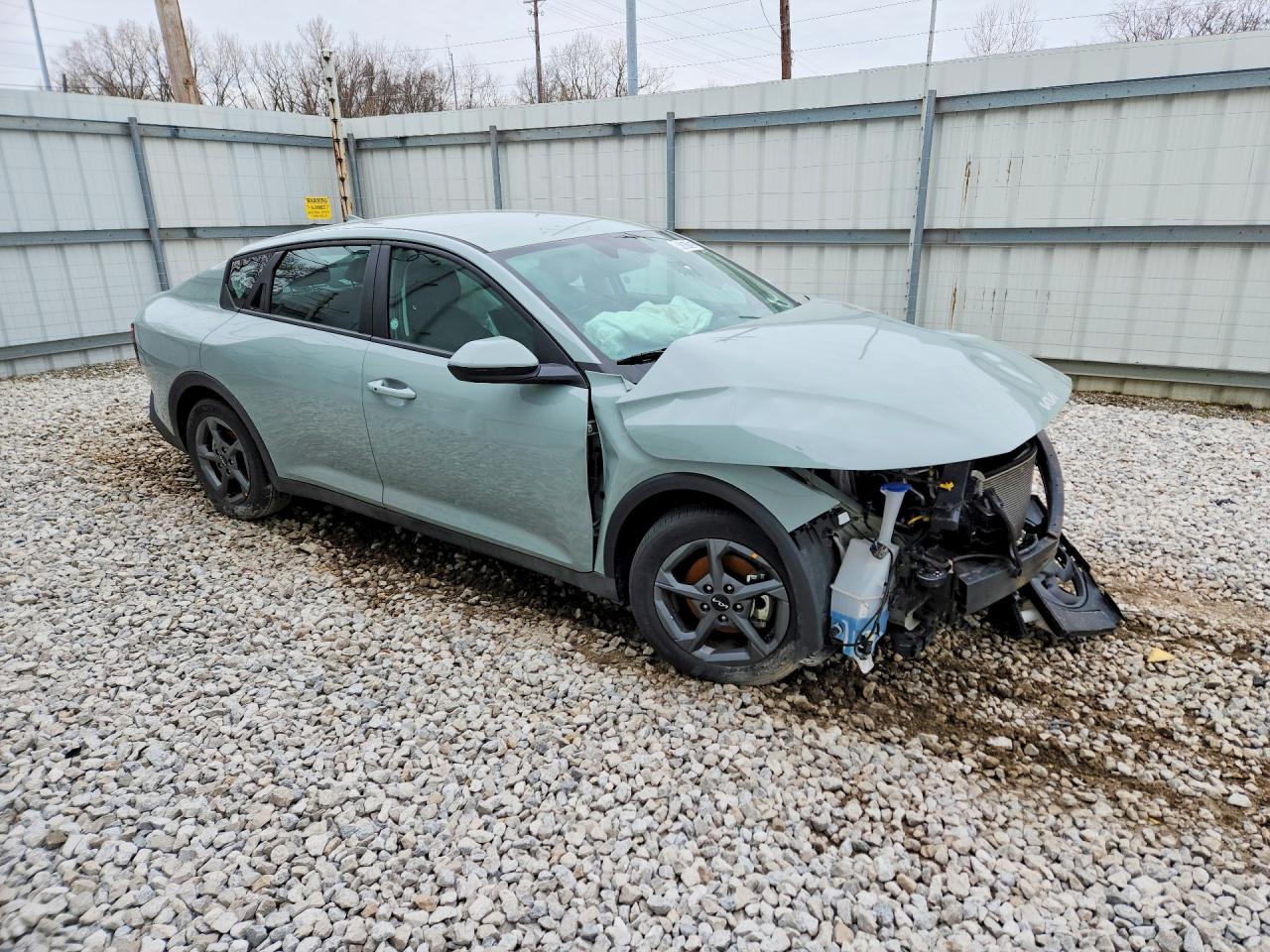 2025 Kia All other VIN 3KPFT4DE7SE040729 photo 4