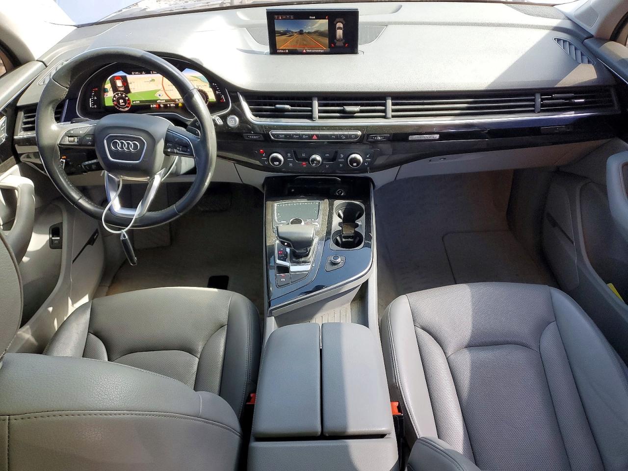 2018 Audi Q7 VIN WA1LAAF72JD015950 photo 8