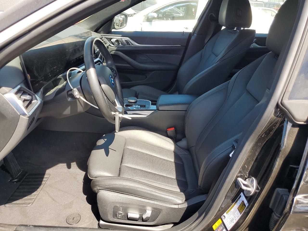 2024 BMW All other VIN WBY43AW01RFR90462 photo 7
