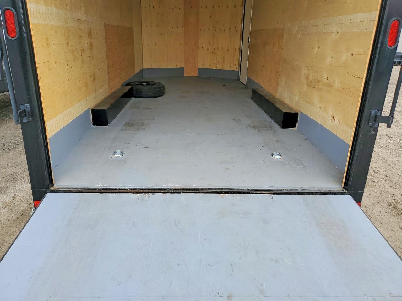 2026 ROYAL CARGO LARCT52-822V-86 ENCLOSED CARGO TRAILER VIN 2SFPK4312T1136292 photo 6
