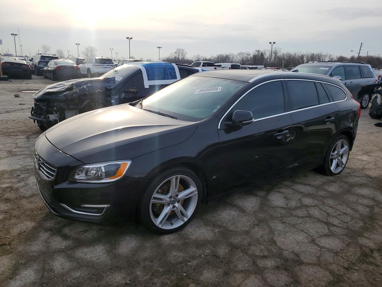 2016 Volvo V60 VIN YV1612SM1G1325337 photo 1