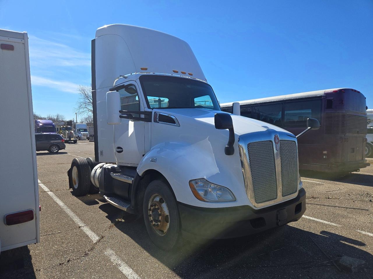 2016 KENWORTH All other VIN 1XKYA48X1GJ496573 photo 1
