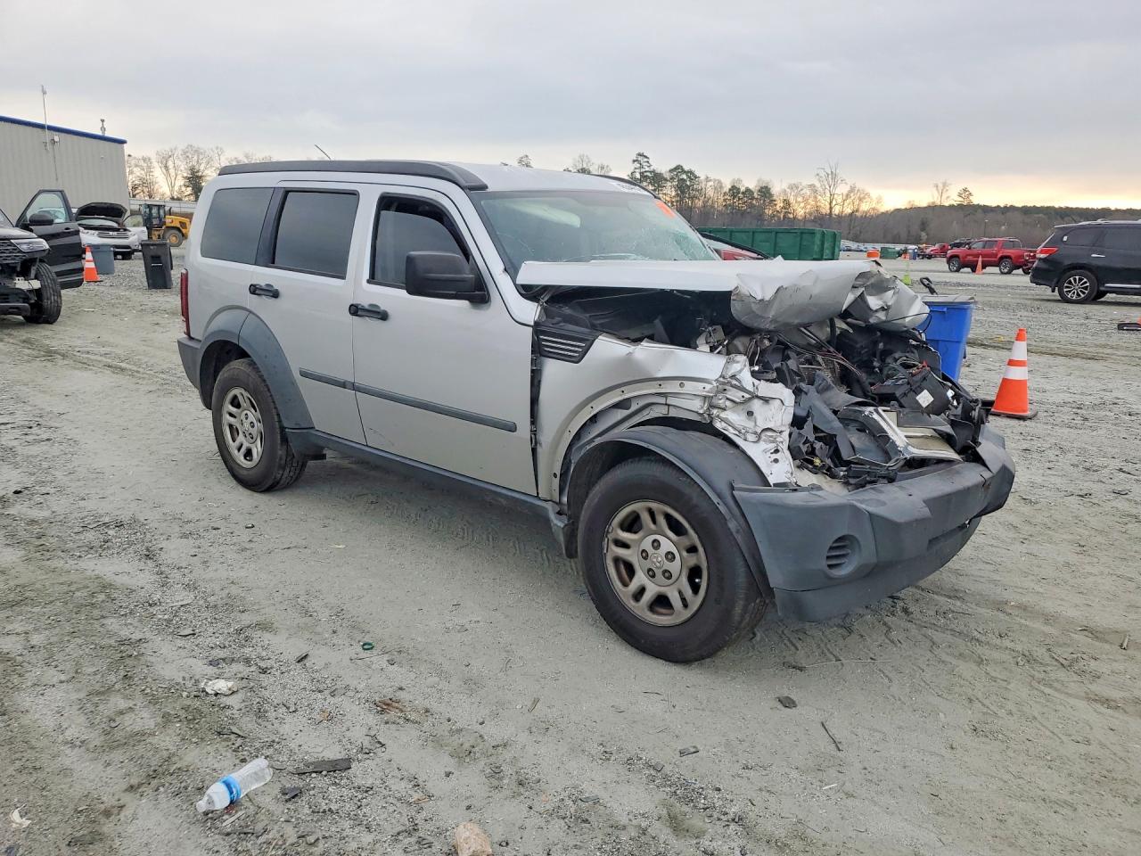 2007 Dodge Nitro VIN 1D8GT28KX7W558339 photo 4