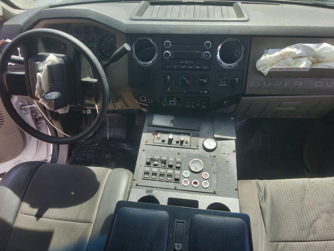 2010 Ford F350 VIN 1FDWF3GR0AEB39706 photo 8