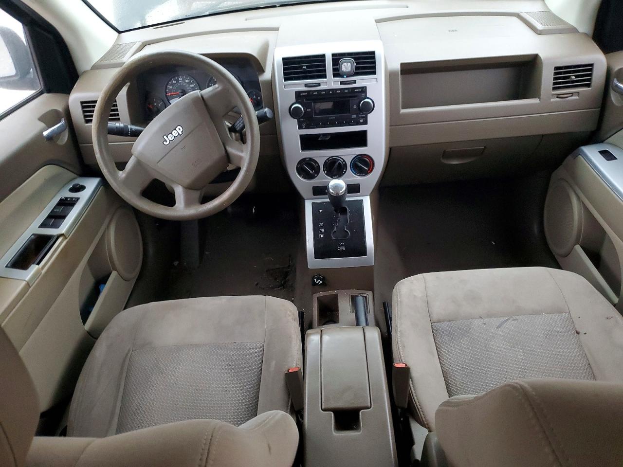 2008 Jeep Compass VIN 1J8FT47098D689659 photo 8