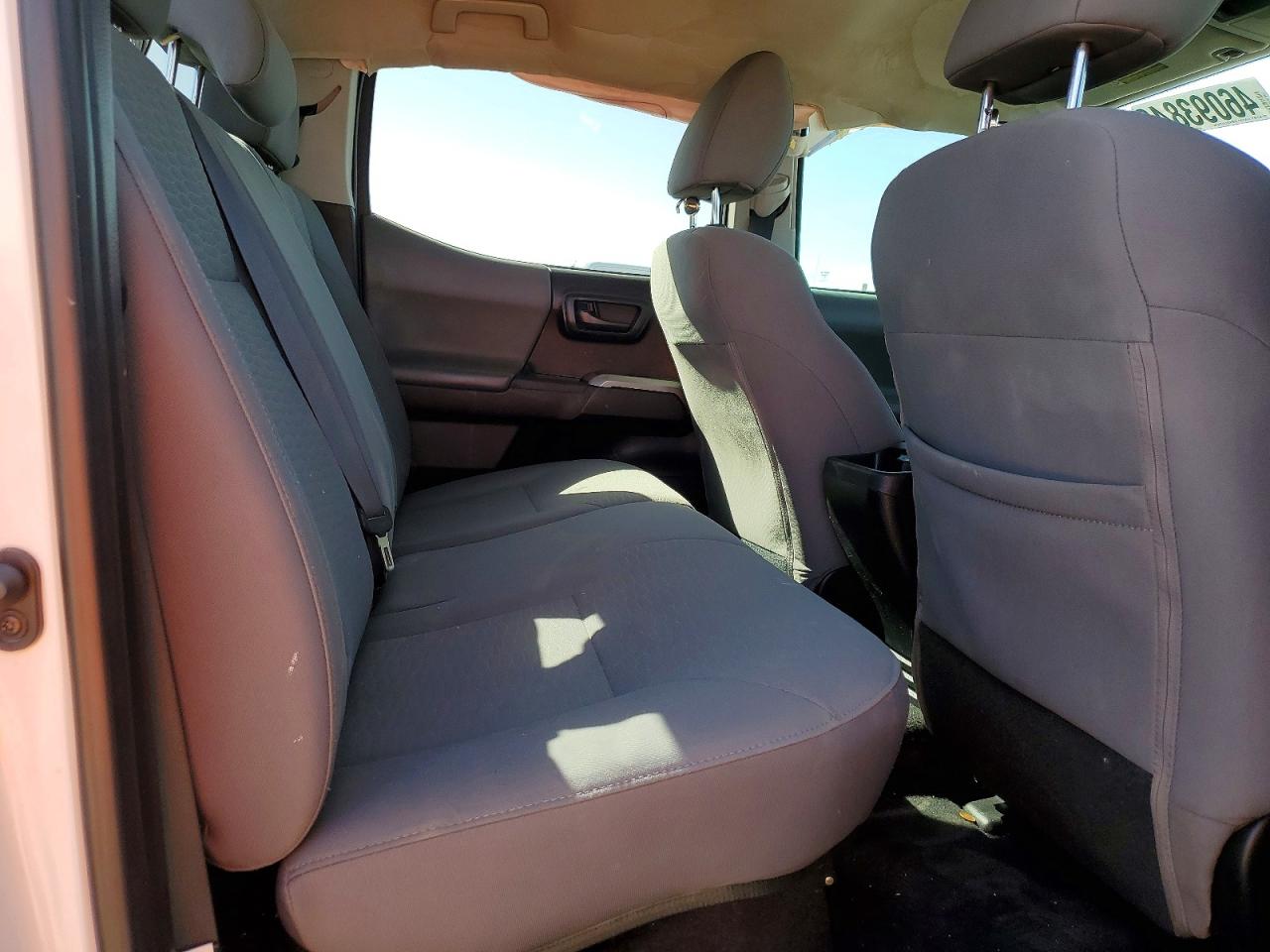 2019 Toyota Tacoma VIN 3TMAZ5CN3KM110829 photo 10