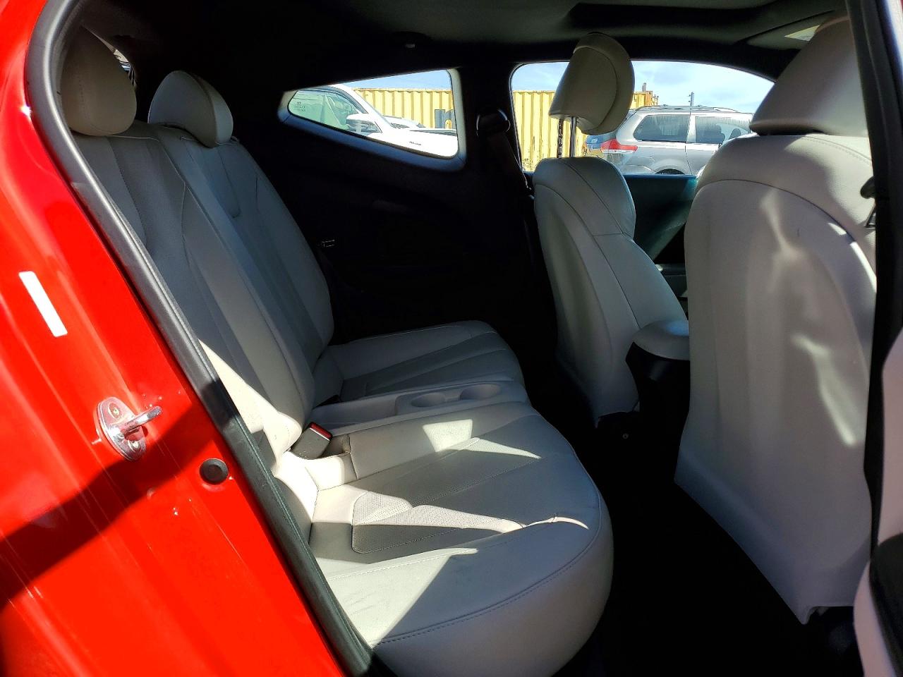 2020 Hyundai Veloster VIN KMHTH6AB5LU028362 photo 10