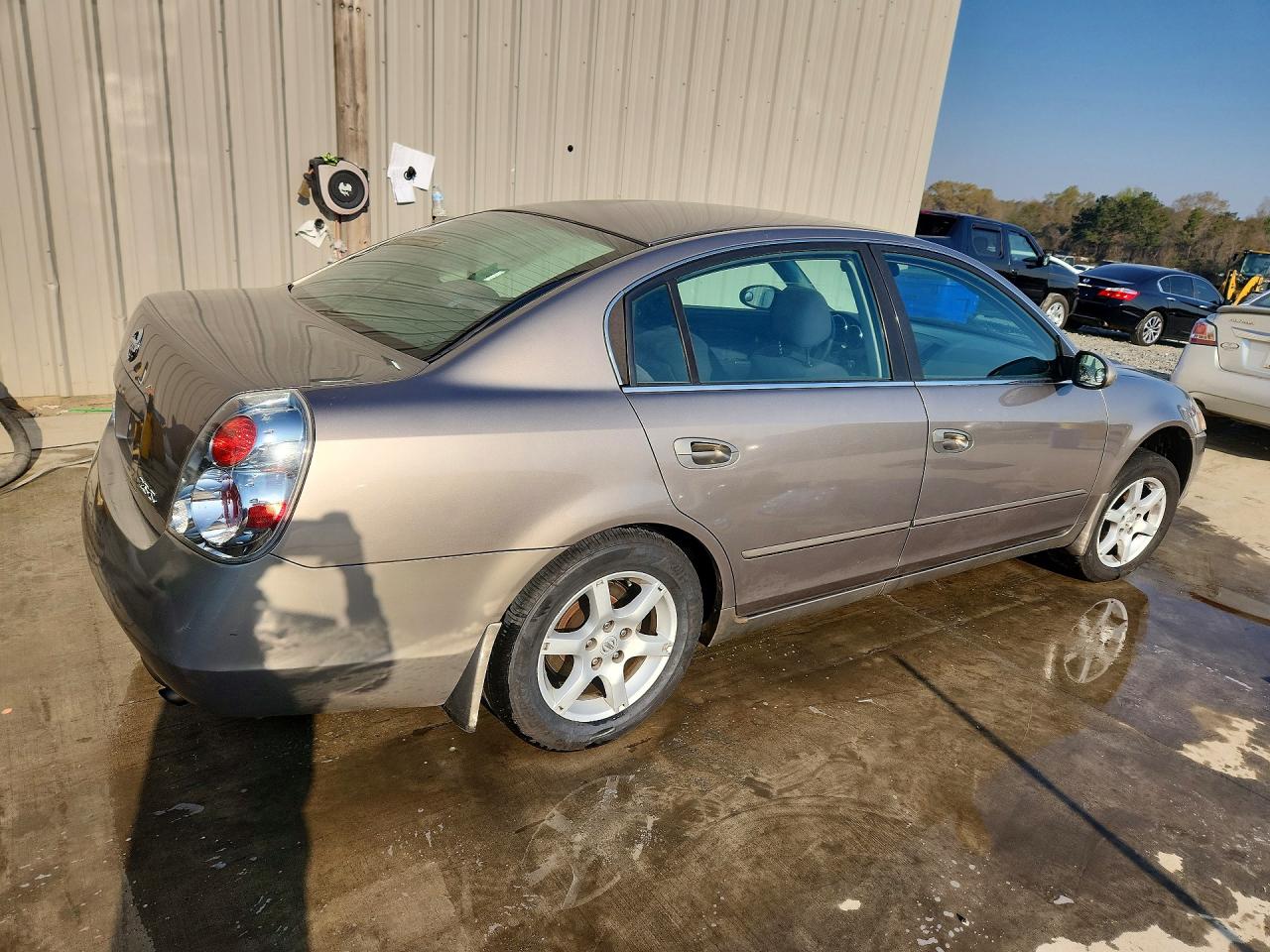 2005 Nissan Altima VIN 1N4AL11D55C124182 photo 3
