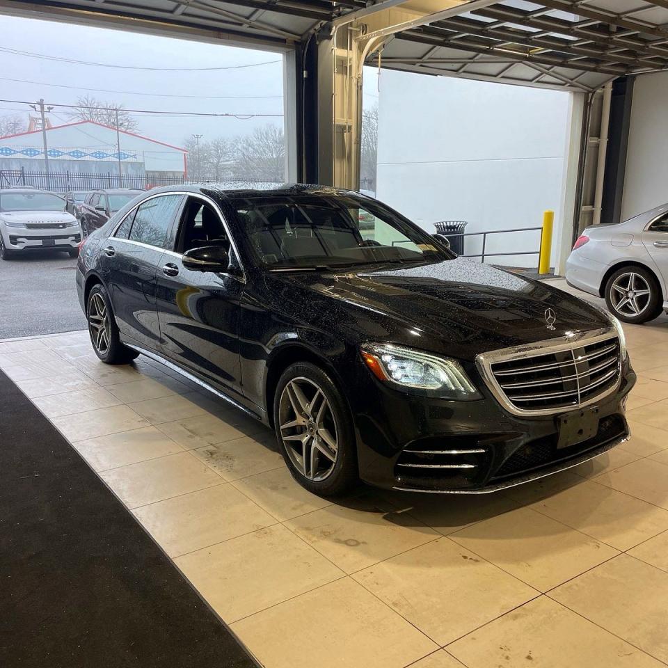 2018 Mercedes-Benz S class VIN WDDUG8GB9JA419498 photo 2