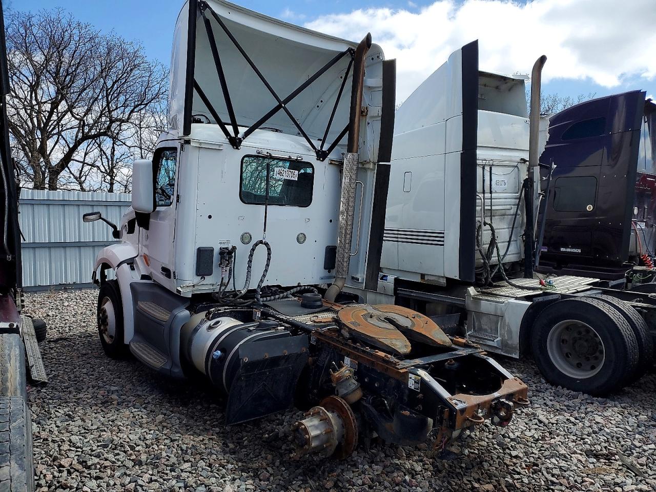 2018 PETERBILT All other VIN 1XPBA48X3JD477528 photo 3