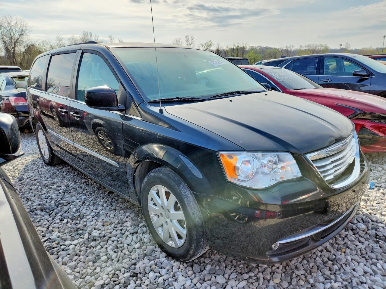 2016 Chrysler Minivan VIN 2C4RC1BG6GR230611 photo 4