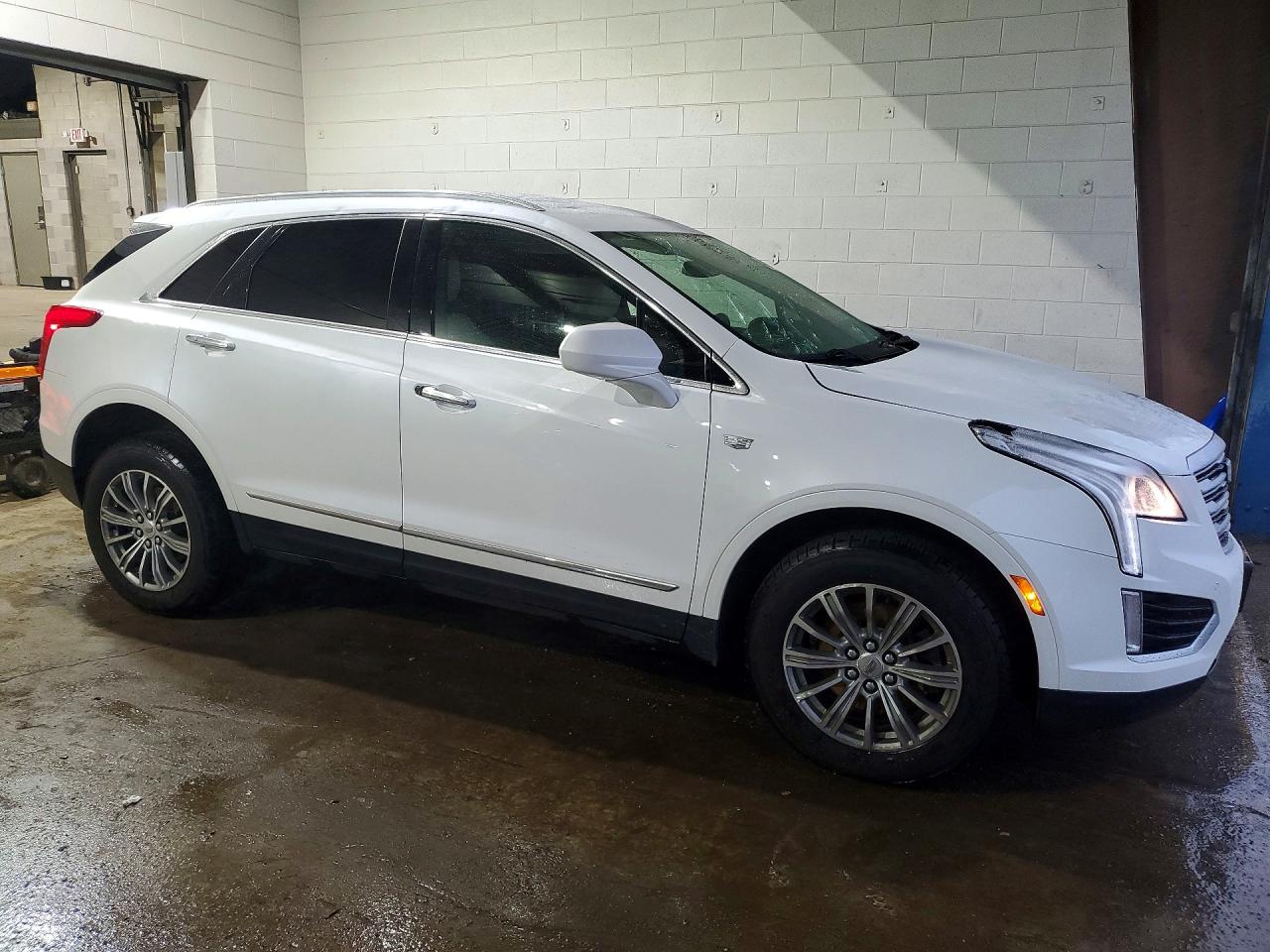 2018 Cadillac Xt5 VIN 1GYKNCRS0JZ107508 photo 4