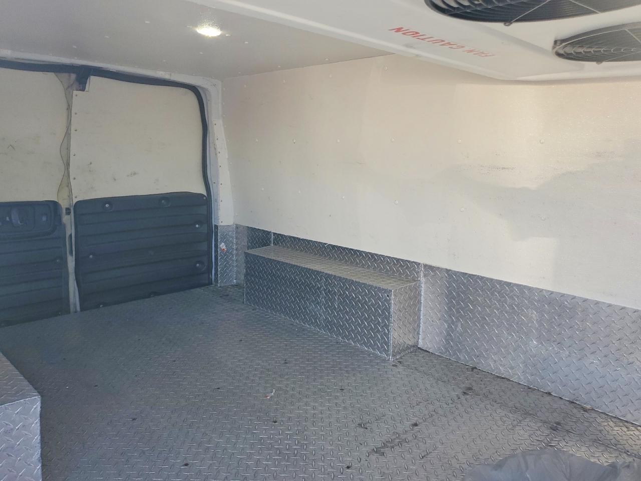 2019 CHEV Express VIN 1GCWGAFG3K1327750 photo 10