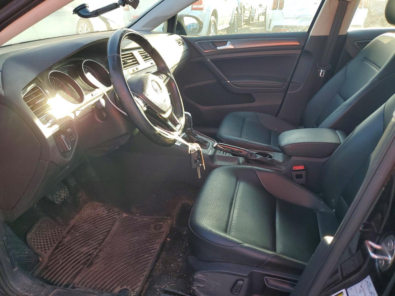 2019 Volkswagen Golf VIN 3VWG57AU7KM002321 photo 7