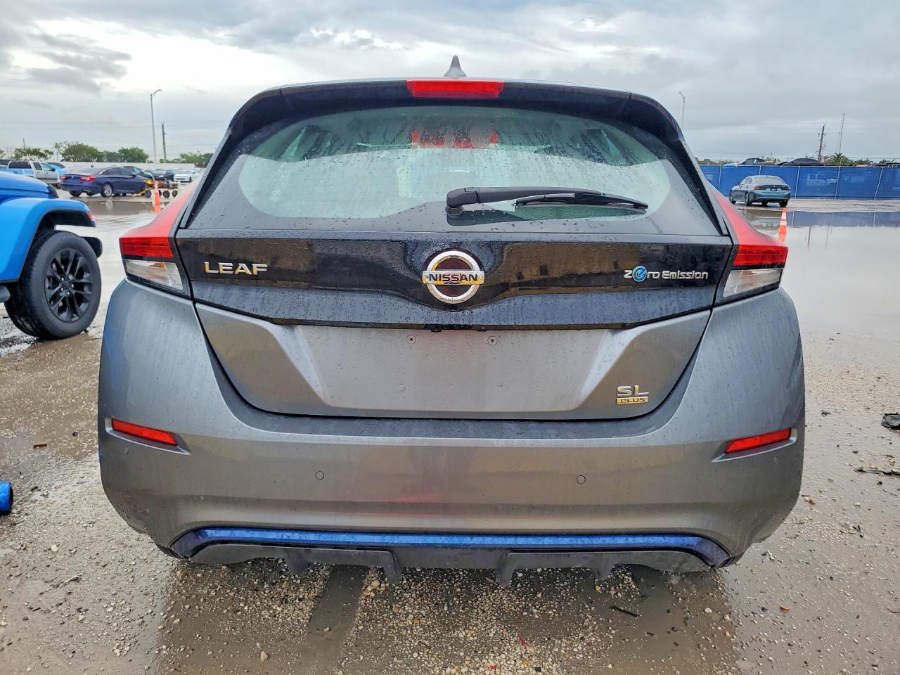 2021 Nissan Leaf VIN 1N4BZ1DVXMC550200 photo 6