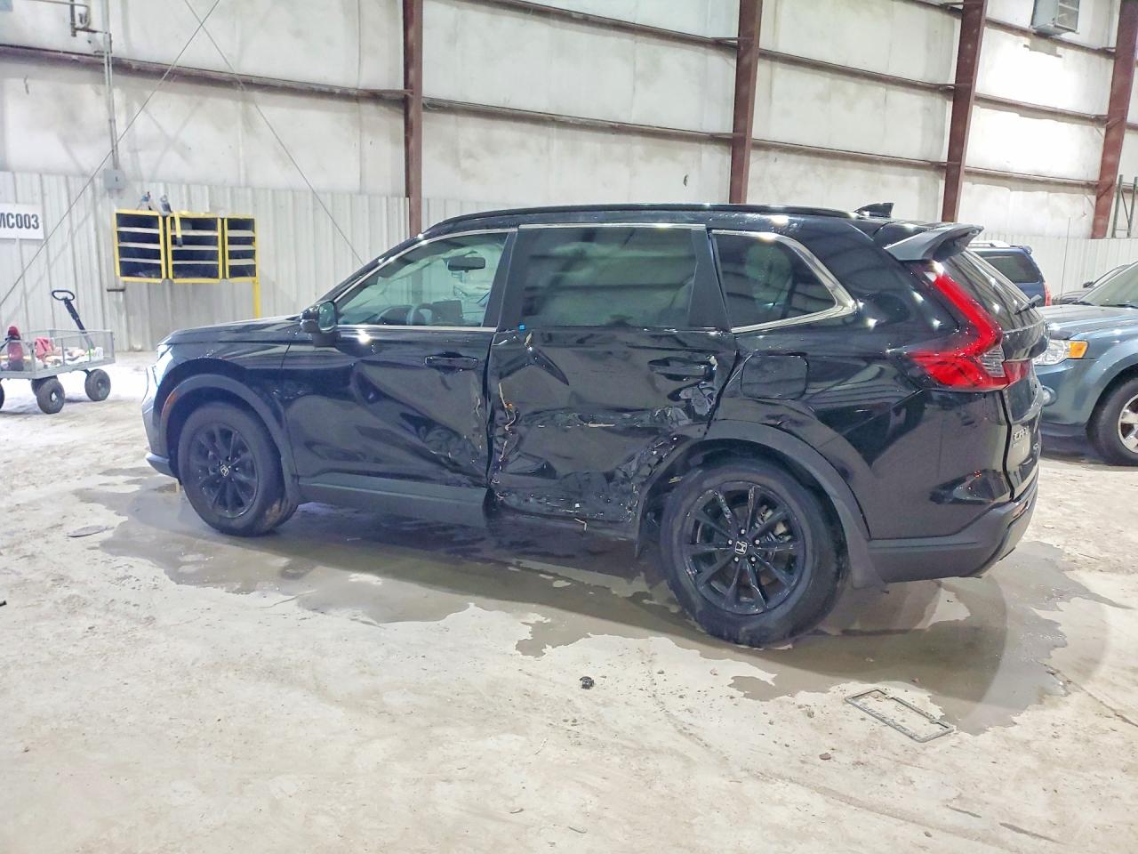 2025 Honda Crv VIN 7FARS6H5XSE106470 photo 2