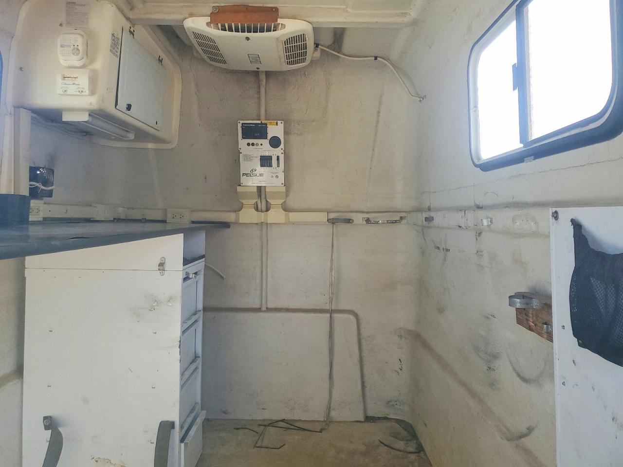 2010 PELSUE FIBER OPTIC SPLICING TRAILER VIN 1P9VF0614A1139120 photo 6