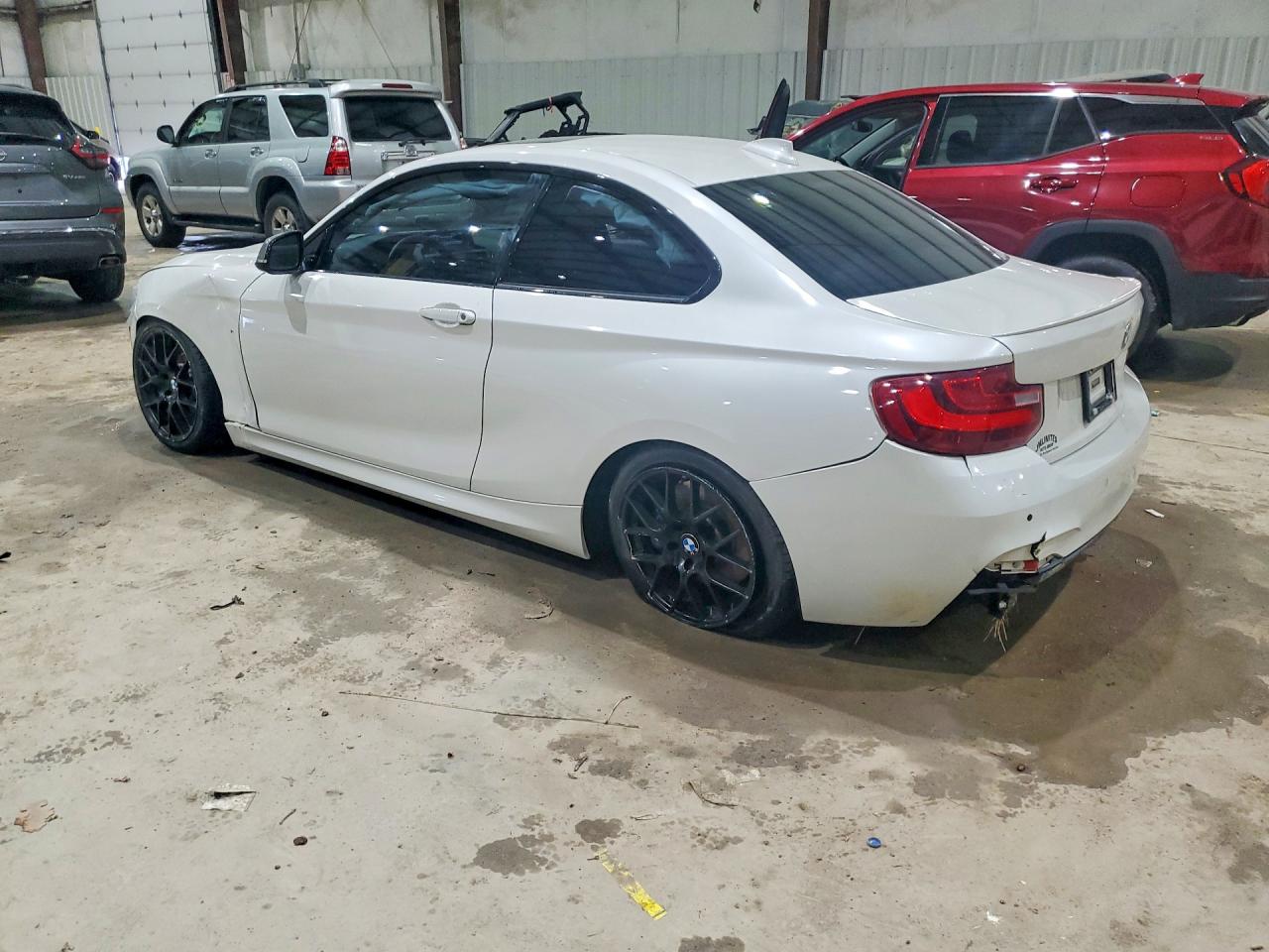 2014 BMW M2 VIN WBA1J7C53EVX33538 photo 2