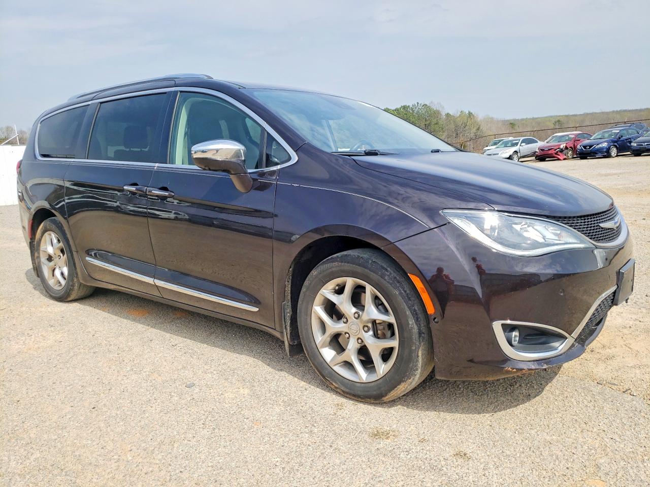 2019 Chrysler All models VIN 2C4RC1GG8KR523282 photo 4