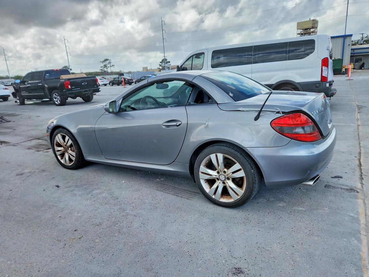 2009 Mercedes-Benz Slk VIN WDBWK58F99F191226 photo 2