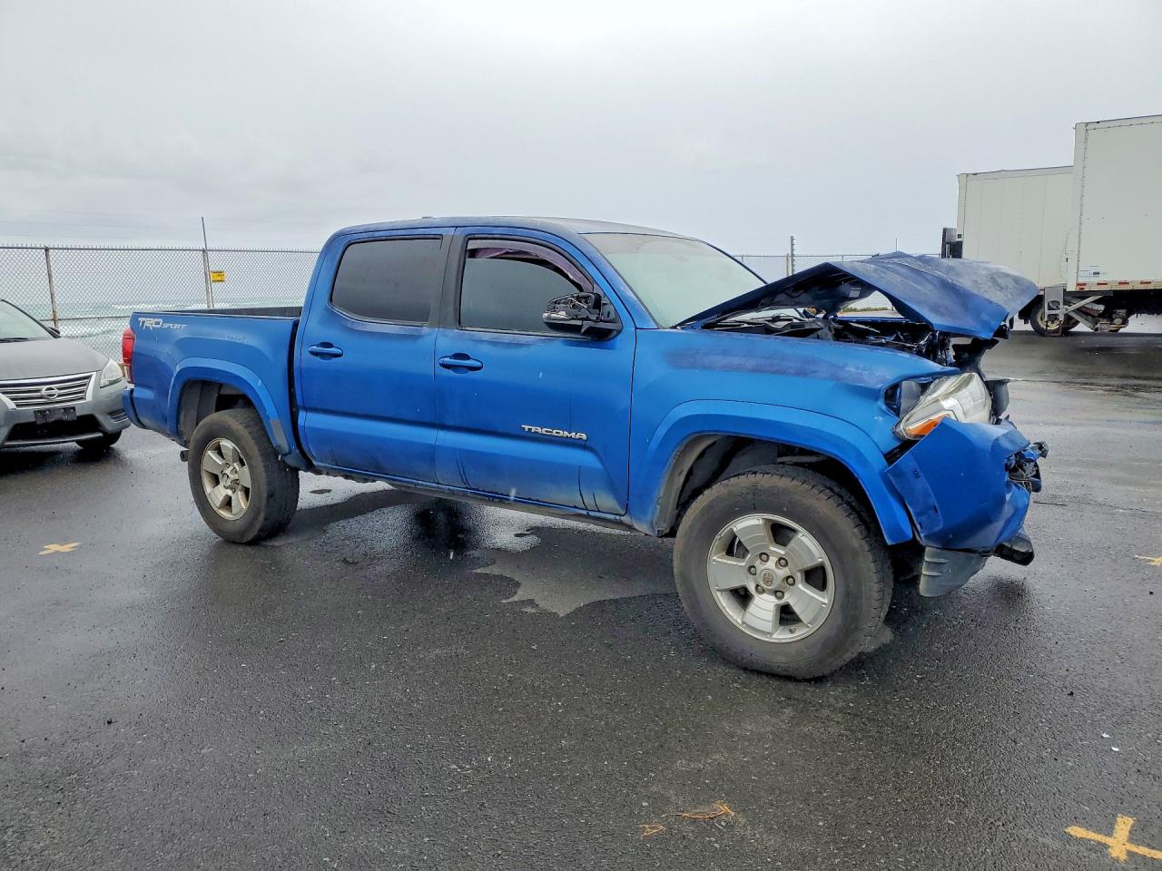 2018 Toyota Tacoma VIN 3TMAZ5CNXJM056234 photo 4