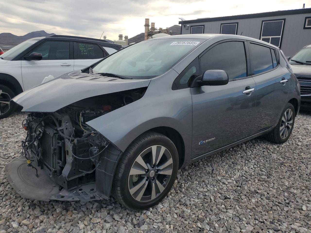 2015 NISS Leaf VIN 1N4AZ0CP8FC317931 photo 1