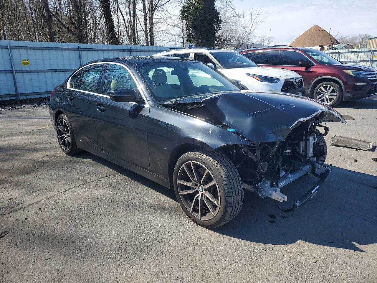 2022 BMW 3 series VIN 3MW5R7J09N8C67036 photo 4