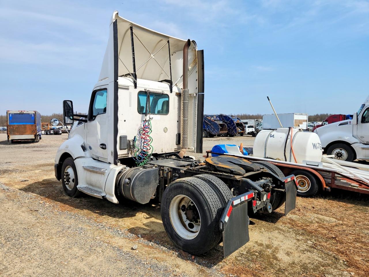 2014 KENWORTH All other VIN 1XKYA48X4EJ403039 photo 3