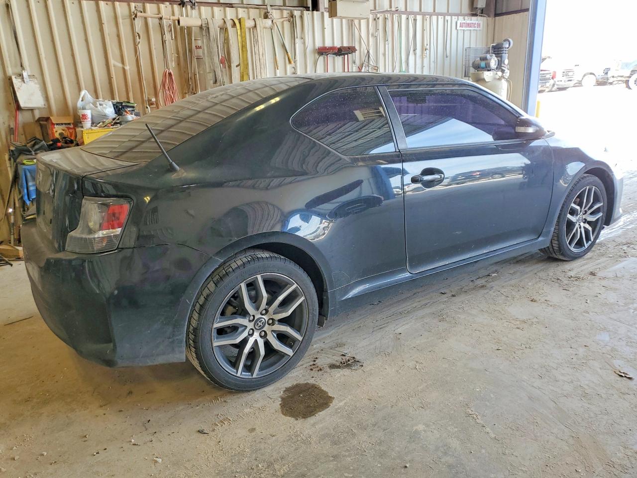 2014 Toyota Scion VIN JTKJF5C73E3074696 photo 3
