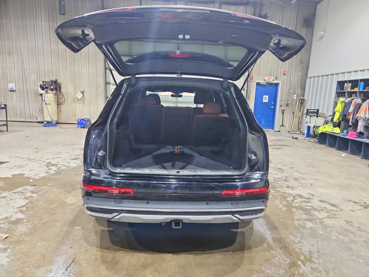 2020 Audi Q7 VIN WA1VXAF77LD006414 photo 6