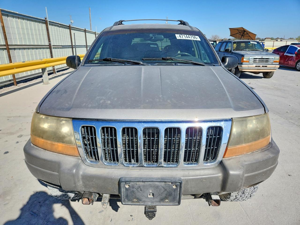1999 Jeep Cherokee VIN 1J4GW58N6XC739919 photo 5