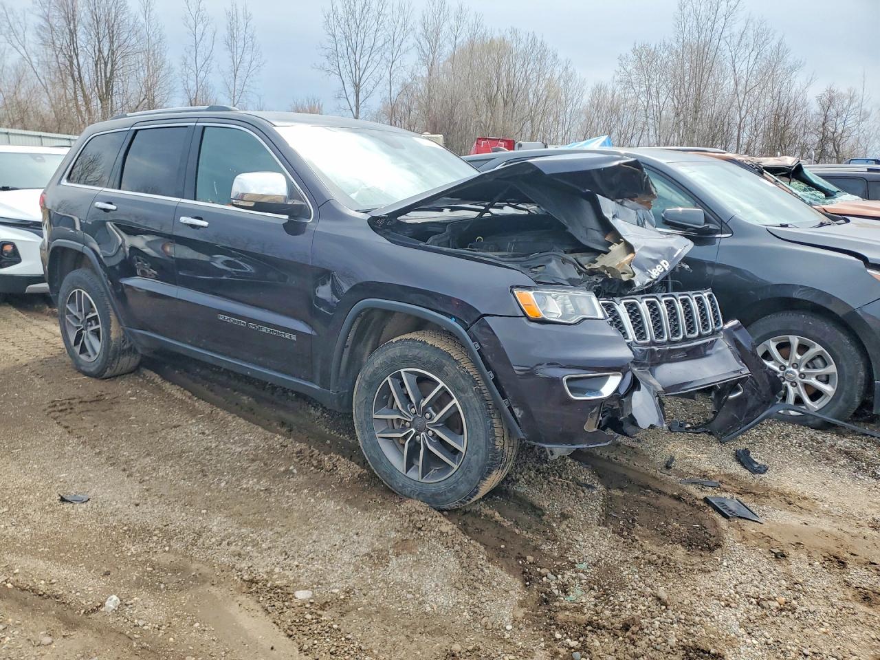 2020 Jeep Cherokee VIN 1C4RJFBG1LC350399 photo 4