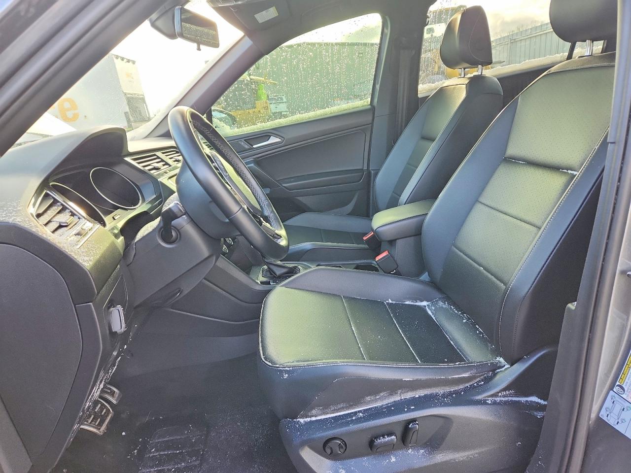 2021 Volkswagen Tiguan VIN 3VV2B7AX4MM139947 photo 7
