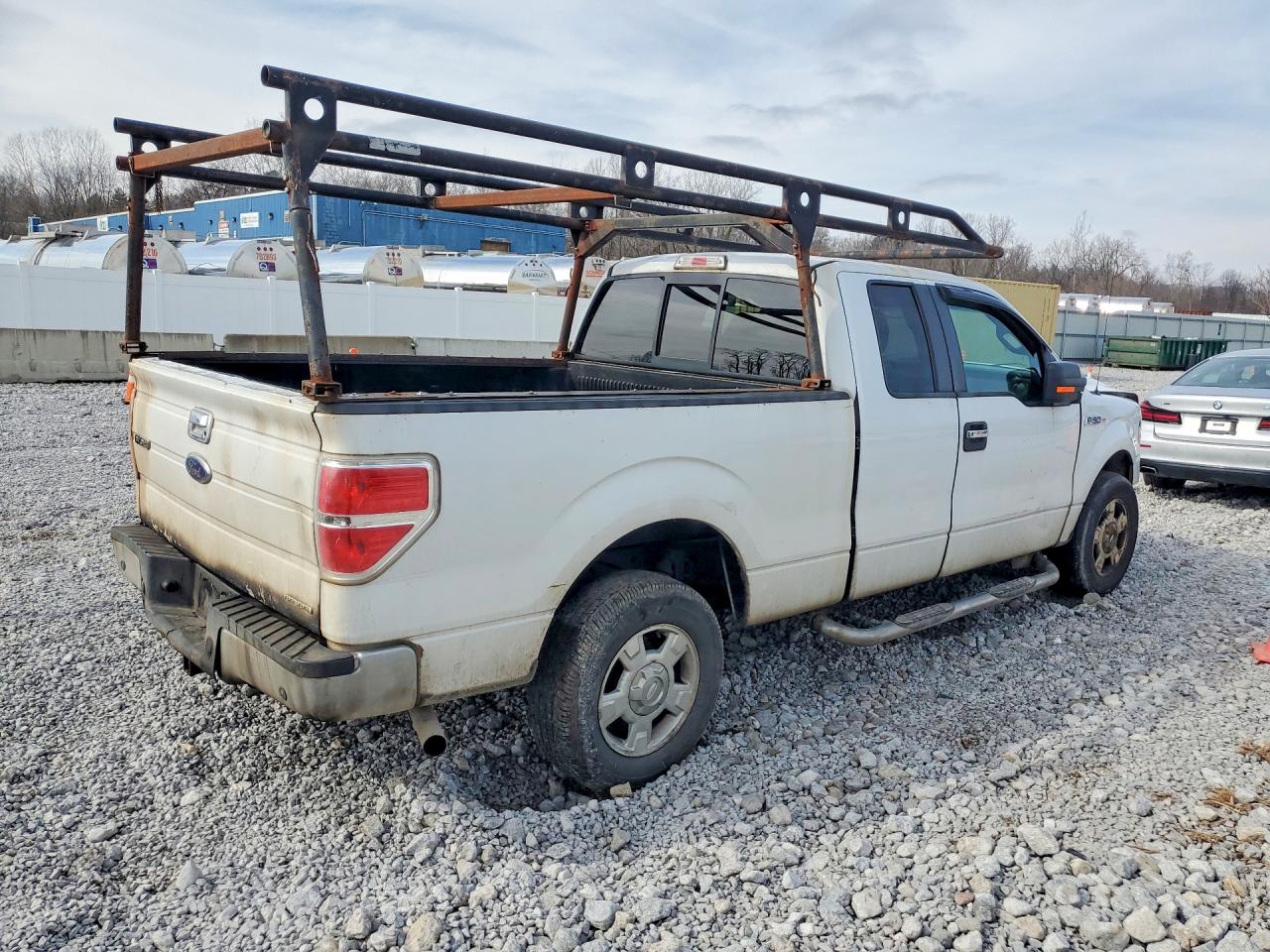 2011 Ford F-150 VIN 1FTEX1CM9BFA74720 photo 3