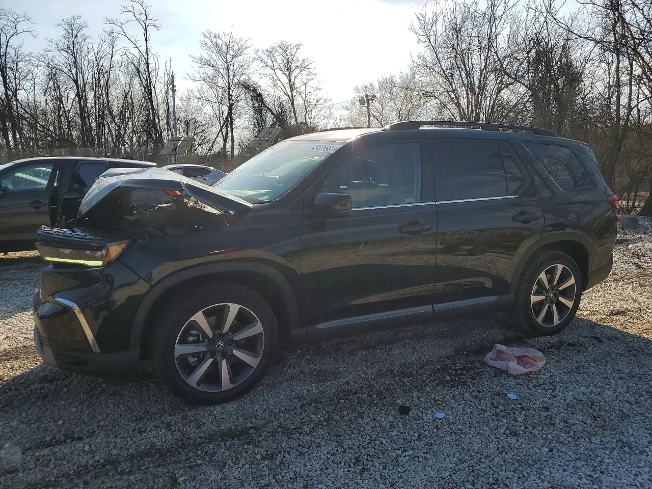 2023 Honda Pilot VIN 5FNYG1H89PB018104 photo 1