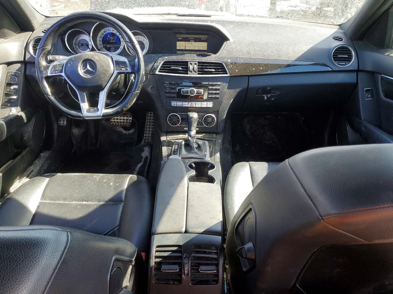 2013 Mercedes-Benz C class VIN WDDGF8AB6DA769216 photo 8