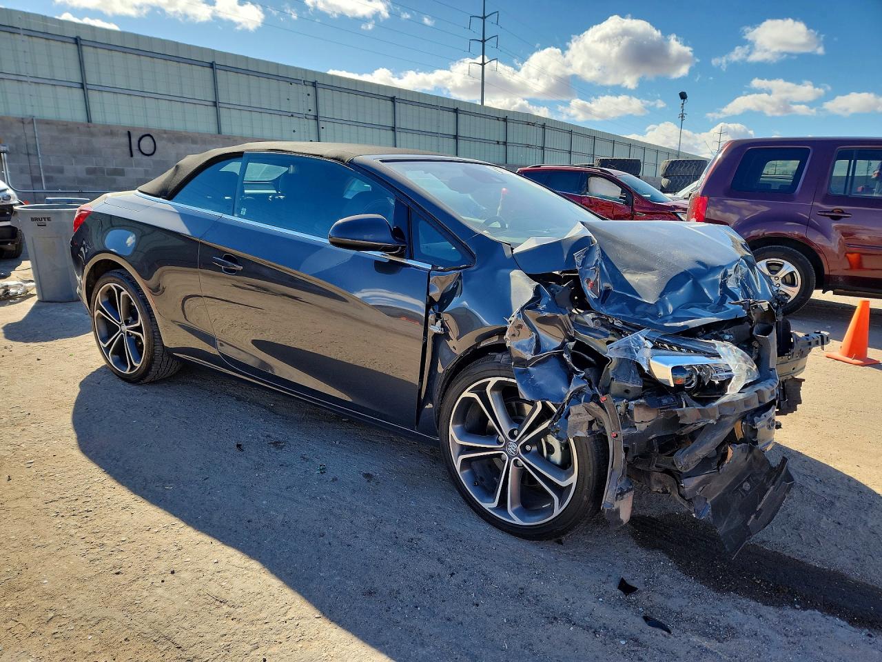 2016 Buick Cascada VIN W04WT3N5XGG041142 photo 4