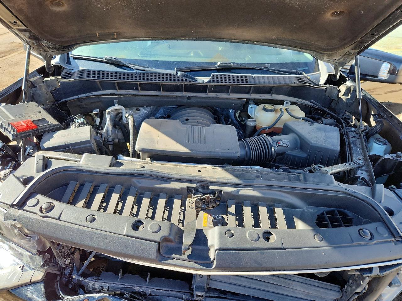 2019 Chevrolet All models VIN 3GCPYFED2KG111282 photo 11