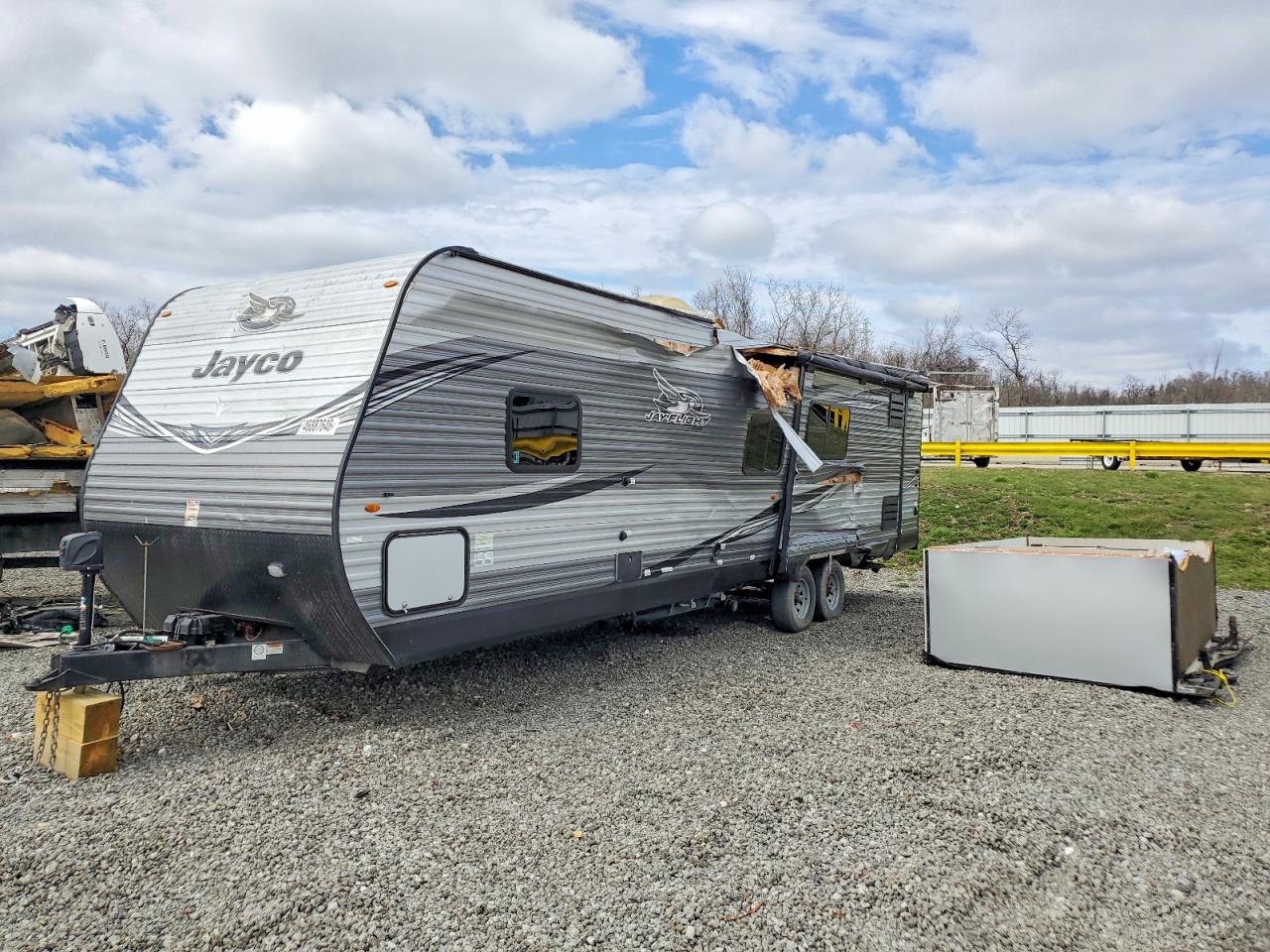 2020 JAYCO Trailers VIN 1UJBJ0BS1L1TG0053 photo 2