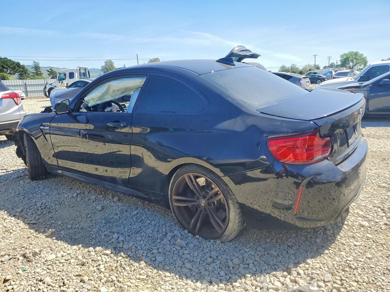 2018 BMW M2 VIN WBS1J5C53J7B70332 photo 2