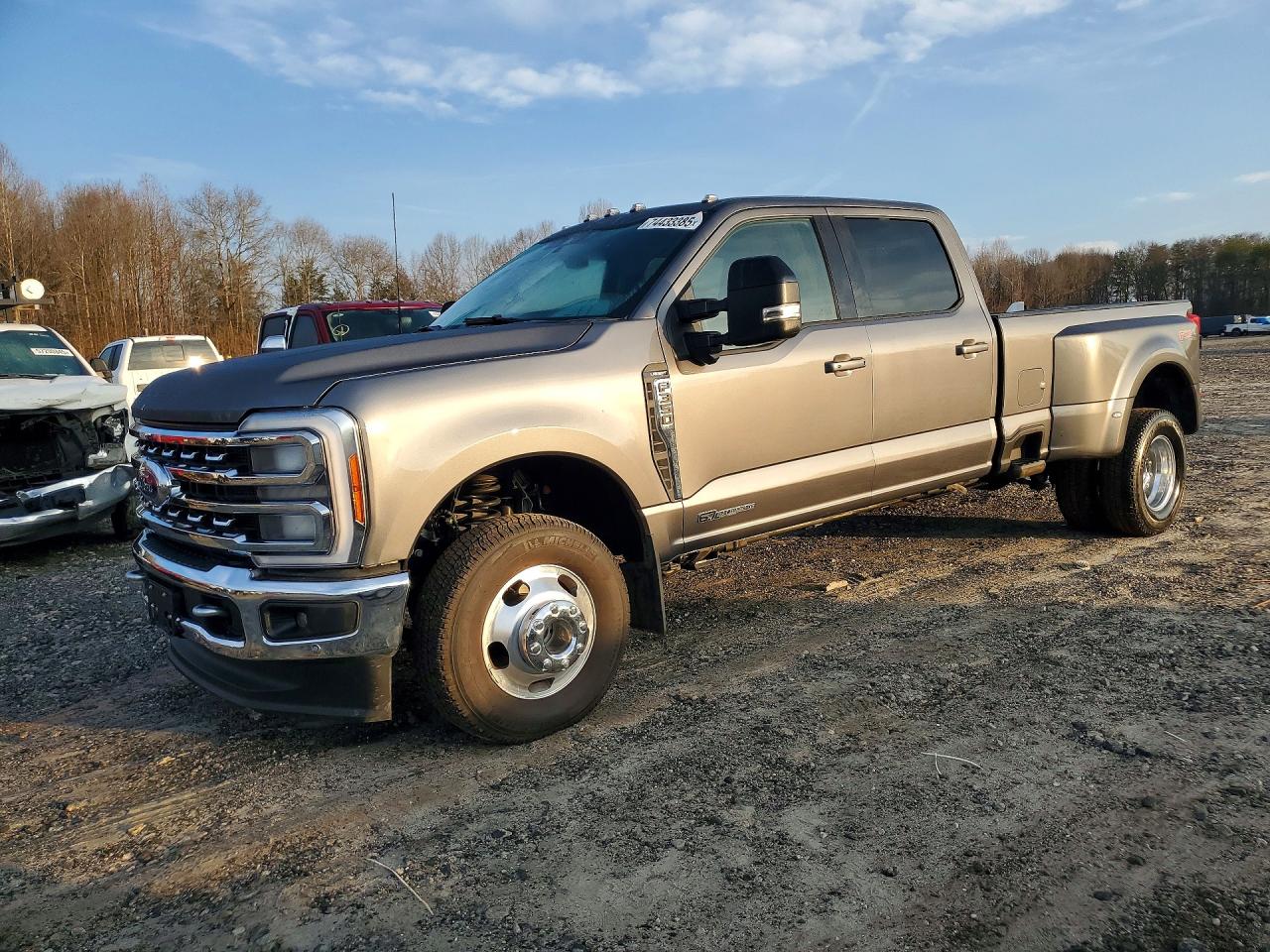 2025 Ford F350 VIN 1FT8W3DT0SEC91242 photo 1