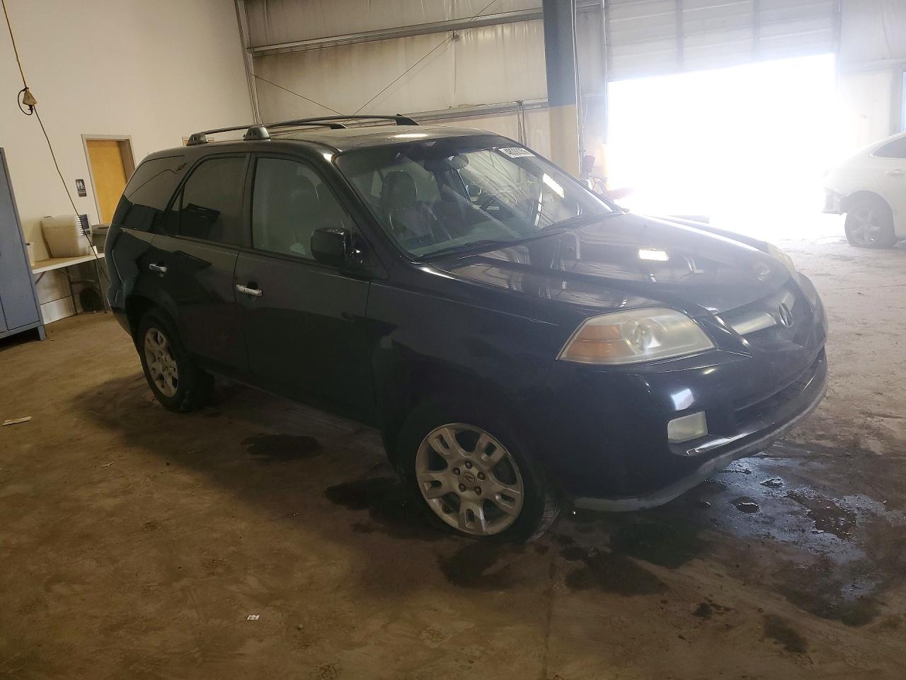 2004 Acura Mdx VIN 2HNYD18664H562065 photo 4