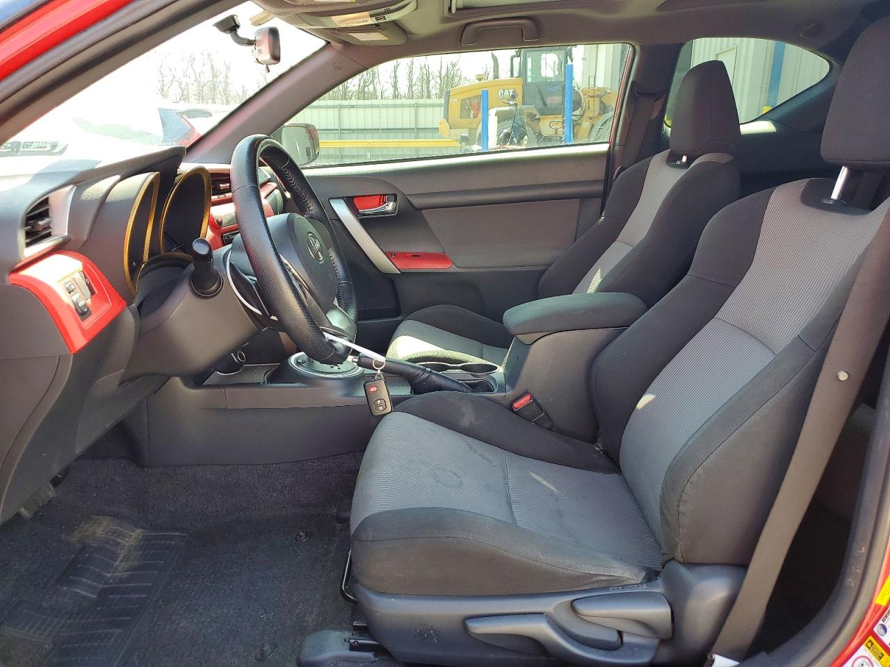 2016 Scion Tc VIN JTKJF5C74GJ016272 photo 7