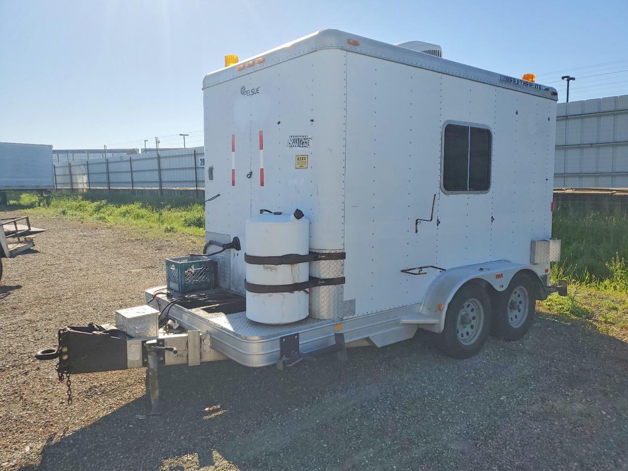 2000 PELSUE FOST 11 FIBER OPTIC SPLICING TRAILER VIN 4FGL01125YC032675 photo 2